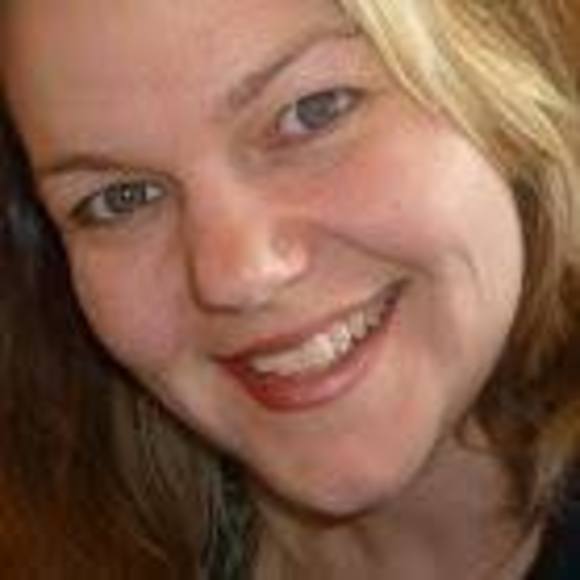 angela_bach